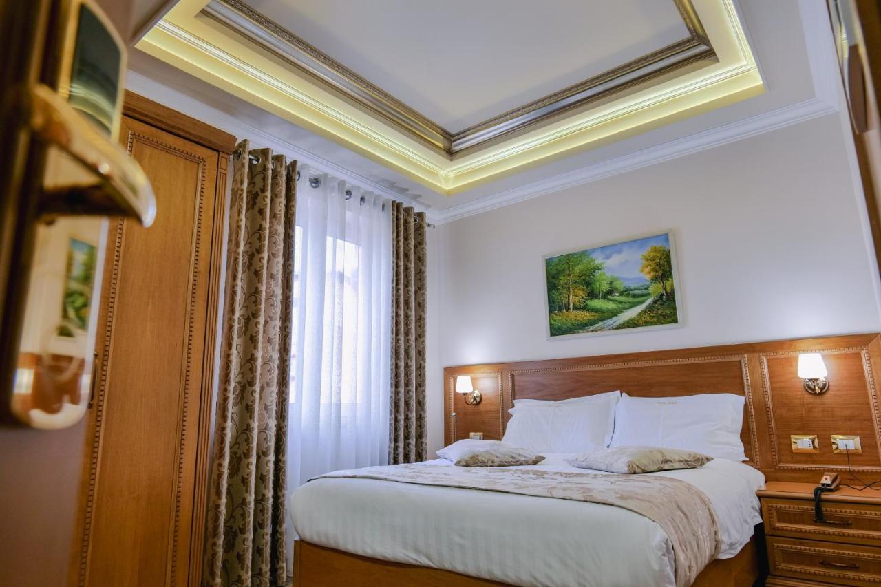 Hotel Boka Tirana Exterior photo